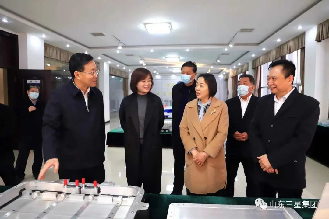 中國農(nóng)業(yè)發(fā)展銀行山東省分行黨委委員、副行長時祝華一行來山東三星集團(tuán)調(diào)研座談